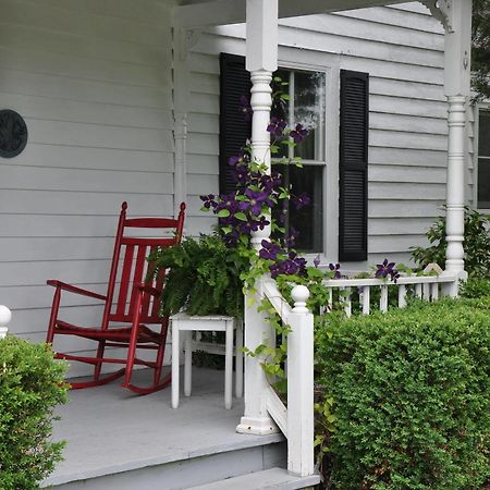 The Bed And Breakfast At Peace Hill 찰스 시티 외부 사진